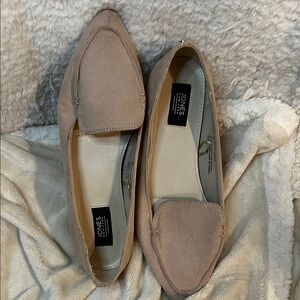 Jones New York Women's Beige Flats